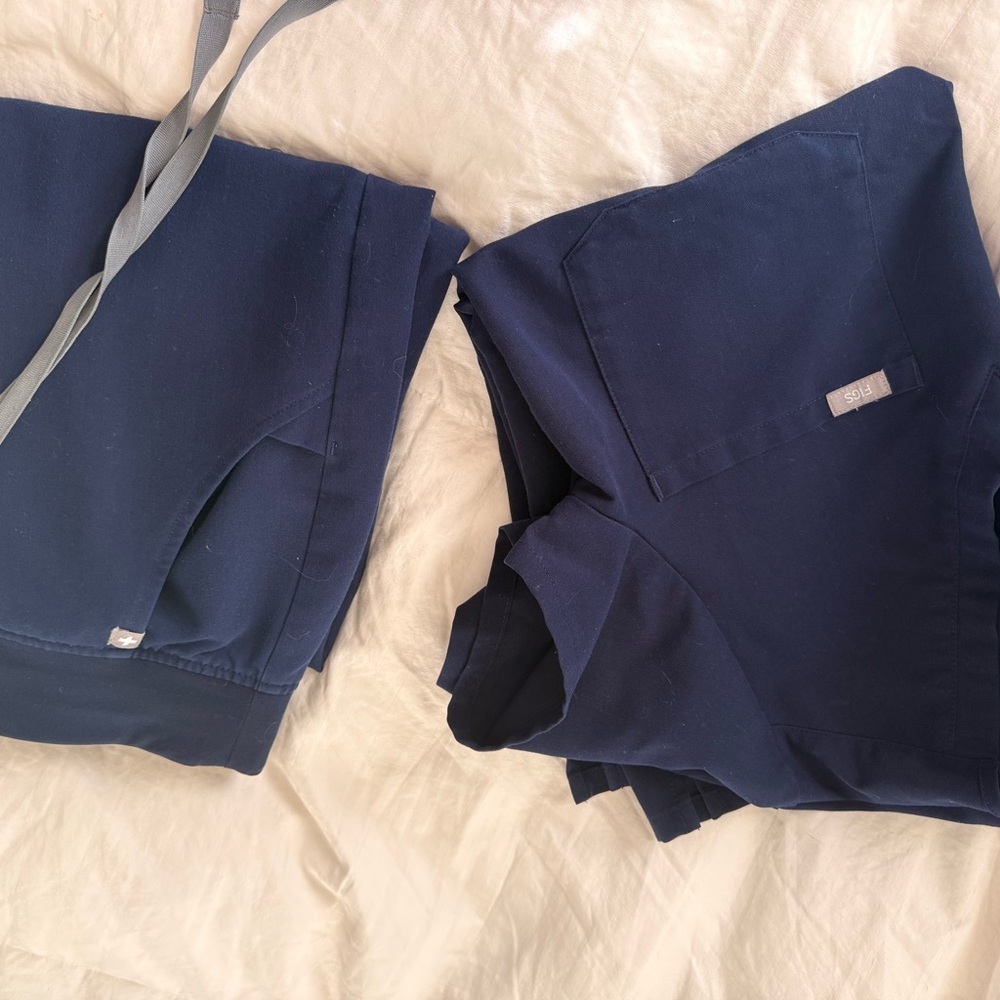 Figs Navy Blue Scrub Set